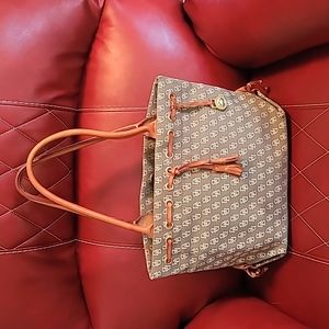 Purse Dooney Bourke